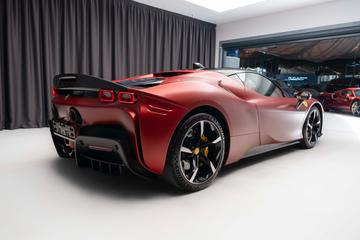 2022 Ferrari SF90 照片 4
