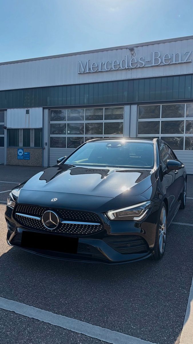MERCEDES-BENZ CLA 250 Coupé AMG Line Pano 360° Kam. unfallfrei
