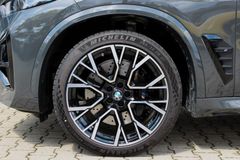 BMW X5 M Competition / BOWERS&WILKINS / SKY LOUNGE BMW X5 M Competition / BOWERS&WILKINS / SKY LOUNGE