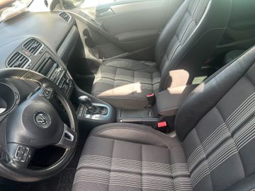 Volkswagen Golf - 11