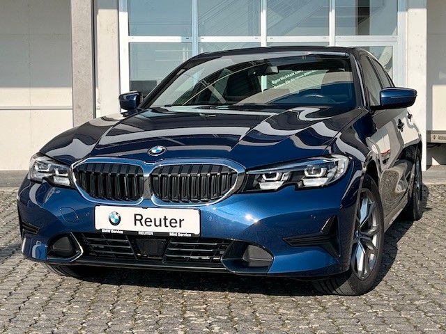 BMW 320i Sport Line Automatik Navi,Kamera,ACC