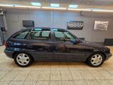 Opel Astra 1.6 16V Sport Oldtimer 130 000 km - Opel aus 1995