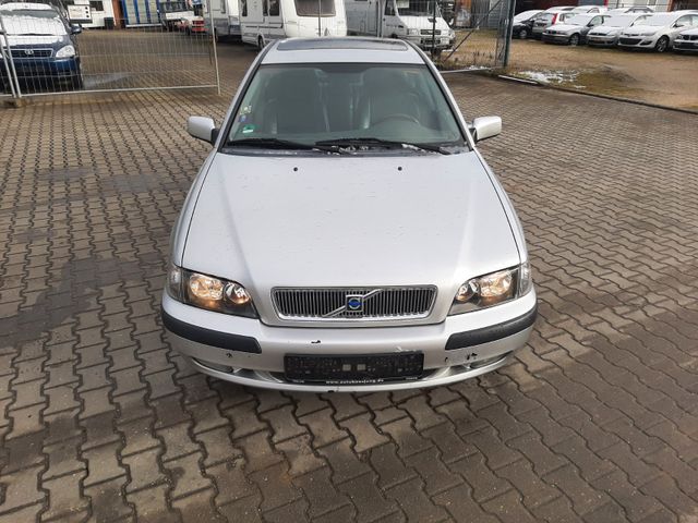 Volvo S40 2.0 Comfort/Tüv 7-2026