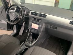 Fahrzeugabbildung Volkswagen Caddy Maxi 2,0 TDI Comfortl AHK Navi Xenon Sitzh