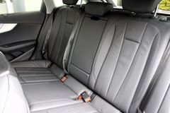 AUDI A4 Allroad quattro 40TDI / MATRIX/ AHK/ MAGNETIC AUDI A4 Allroad quattro 40TDI / MATRIX/ AHK/ MAGNETIC