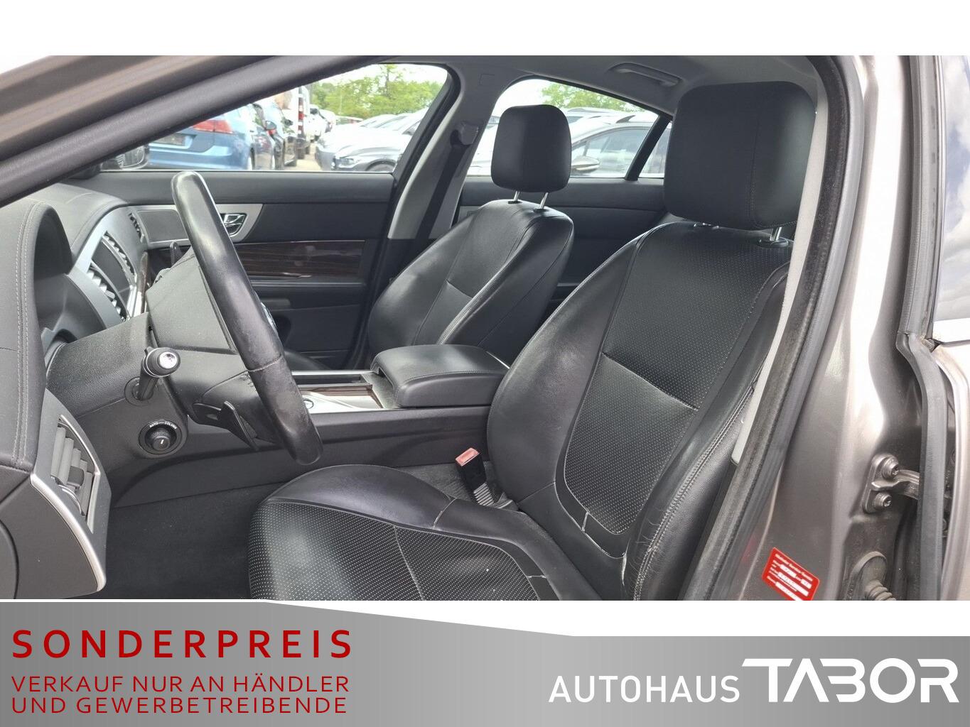 Jaguar XF 3.0 D V6 241CH - CAMERA - CUIR - GPS - BI-XÉNON