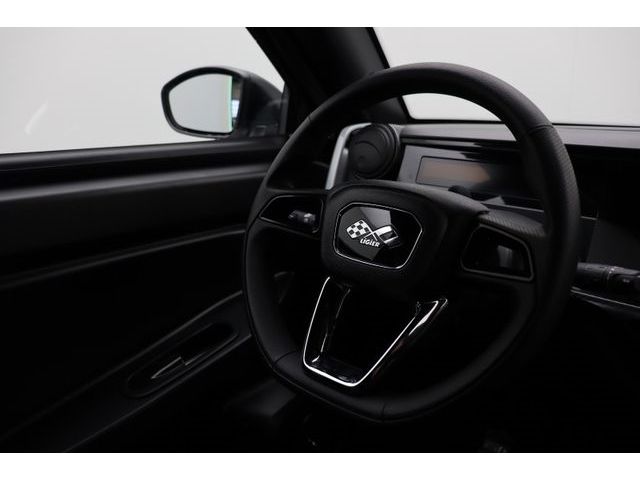 Fahrzeugabbildung Ligier MYLI IDEAL Fahren ab 15 Leasing 199,-Eur.