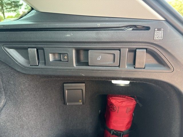Volkswagen Passat Variant - Bild 13