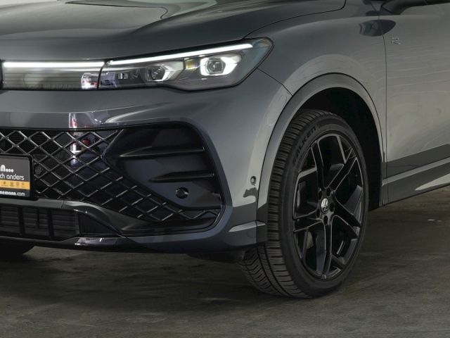 Tiguan R-LINE TDI 4MOTION DSG+AHK+360 GRAD KAMER