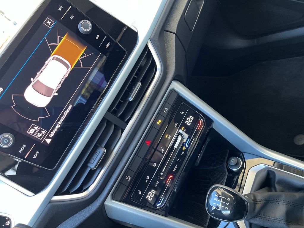 Volkswagen T-Roc - Bild 17