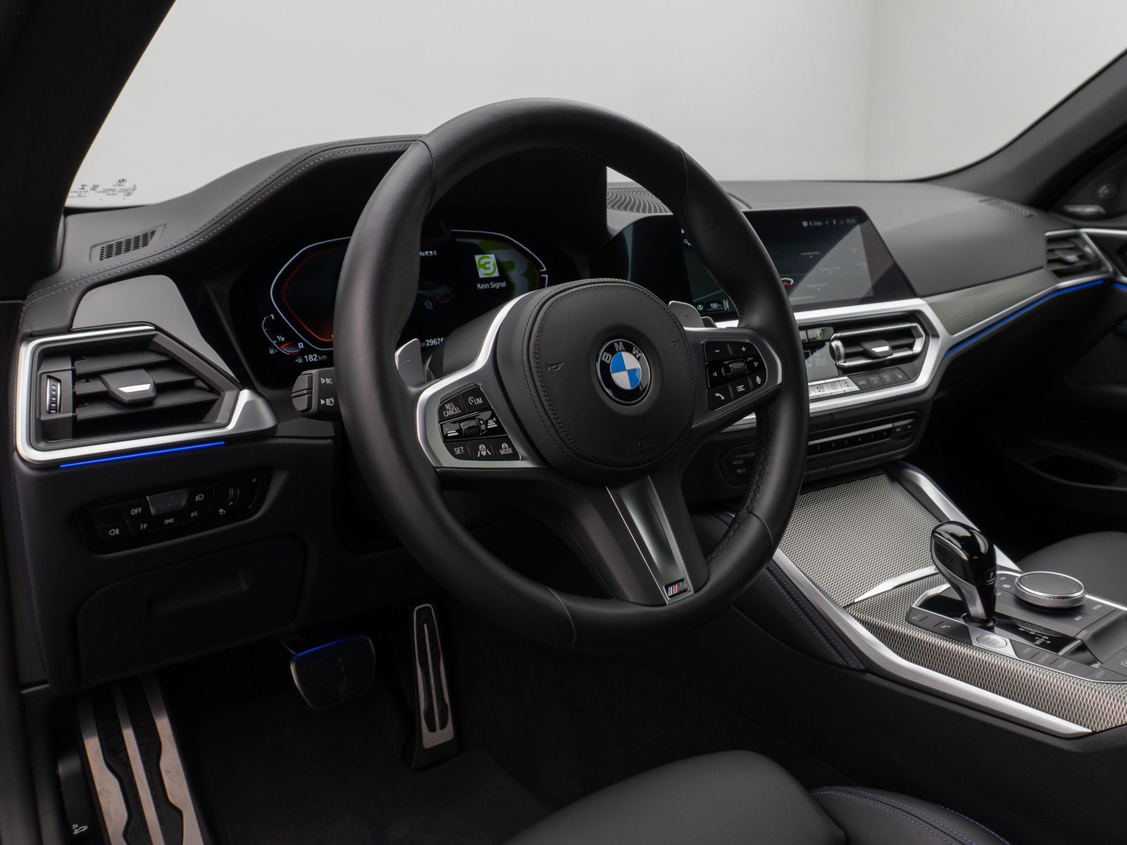 Fahrzeugabbildung BMW M440i xD Cabrio DAB Kamera HUD Individual 19Zoll
