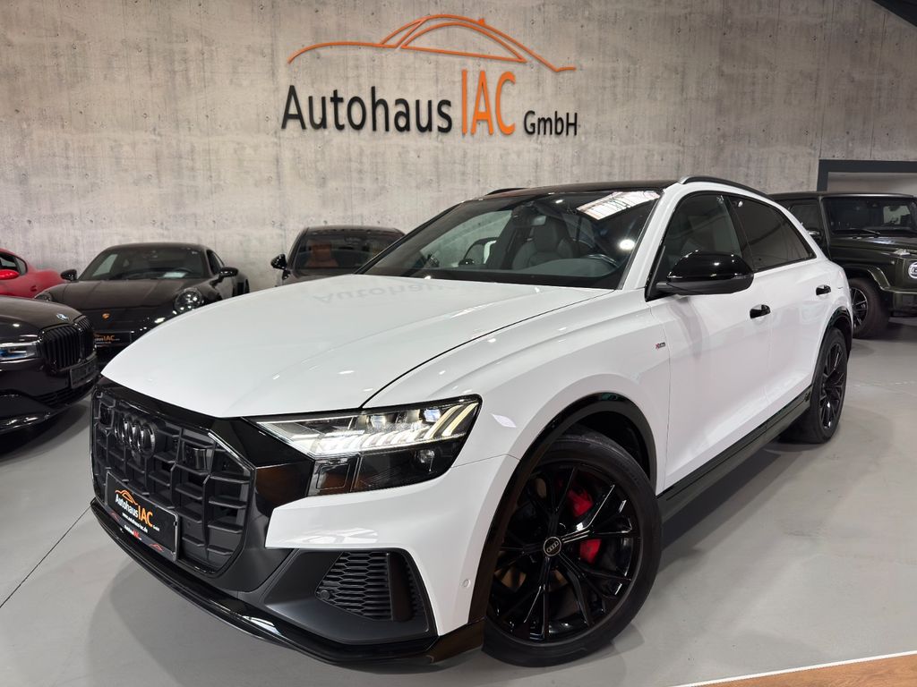 Image of Audi Q8