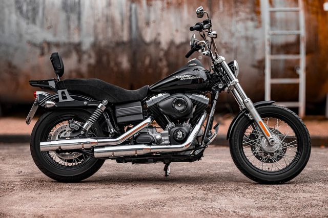 Harley-Davidson FXDB Dyna Street Bob - wenig km!