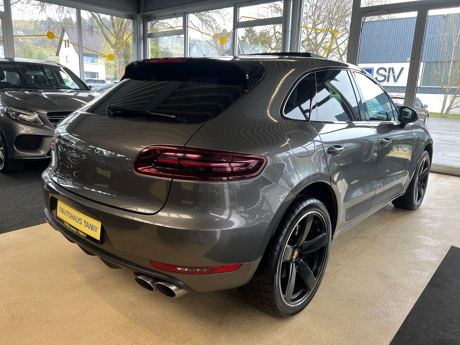 Fahrzeugabbildung Porsche Macan S *SITZBELÜFTUNG*PANORAMADACH*