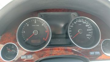 Audi A8 - 9