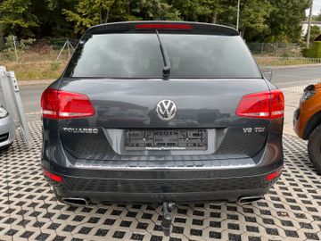 Volkswagen Touareg - 5