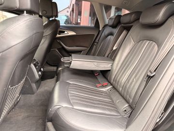 Audi A6 Allroad - 11