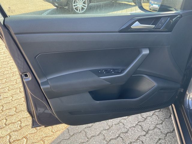Taigo 1.0 TSI Life KLIMA PDC SHZ NAVI LED