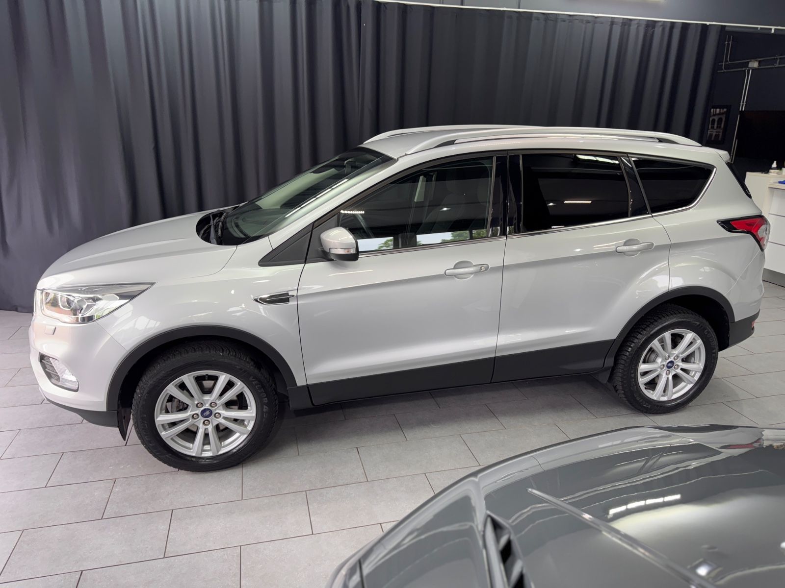 Fahrzeugabbildung Ford Kuga Cool & Connect|NAVI|1.HAND|