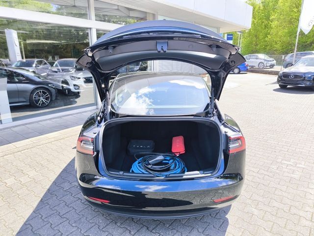 Fahrzeugabbildung Tesla Model 3 PERFORM AWD PANO+NAVI+STDHZ+LED+SHZ+KAM+