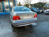 BMW E39 520i Vollleder kein Rost - BMW 520 aus 2000: 520i