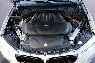 2018 BMW X5 M — миниатюра 44