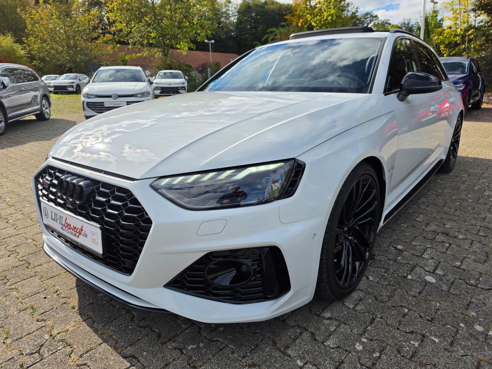Audi RS4 Avant Matrix Head-Up! Area View Sportpaket