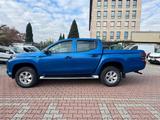 Mitsubishi MITSUBISHI L200 2.3 D DOUBLE CAB 4x4 EASY SELECT - blaue Mitsubishi L200