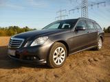 Mercedes-Benz E 220 T-Modell 2,2 CDI Blue ... - gebrauchte Mercedes-Benz E 220 aus dem Jahr 2010