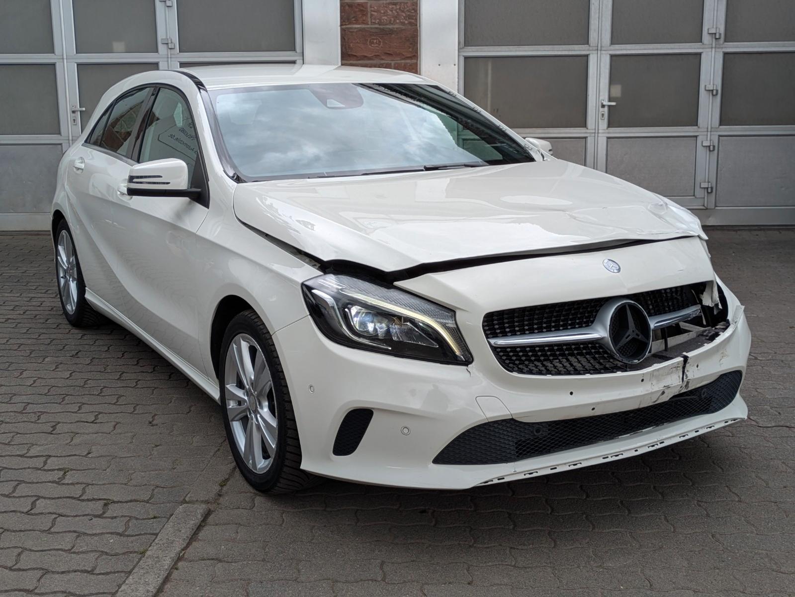 Mercedes-Benz A 200 CDI / Automatik / NAVI