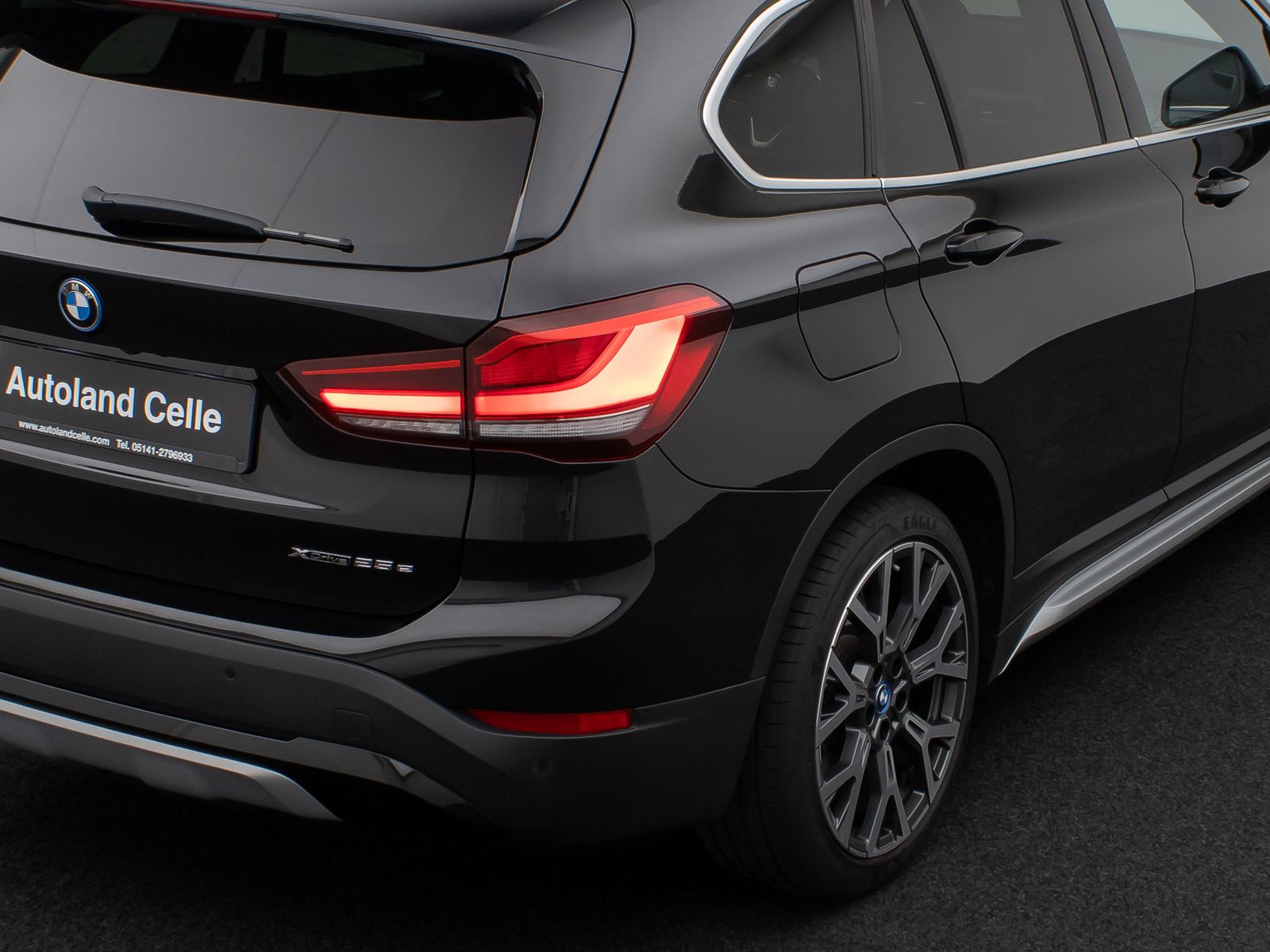 Fahrzeugabbildung BMW X1 xD25e xLine Kamera HUD DAB H/K Komfort Sport