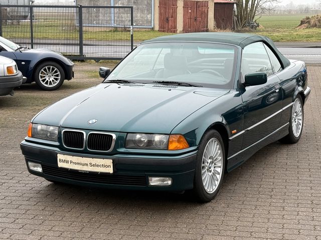 BMW 318i E36 Cabrio / aus Doktorhand / Bostongrün