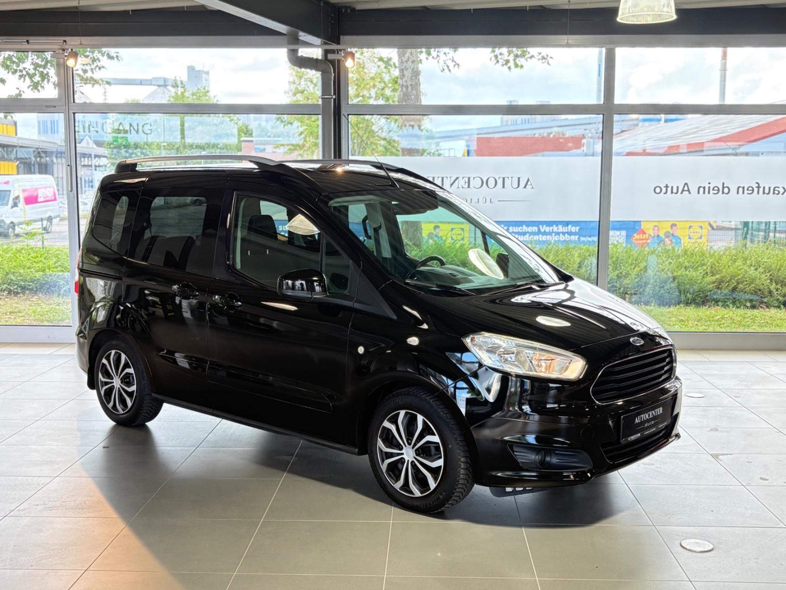 Ford Tourneo Courier Titanium*Wenig km*Klimaauto*8-Fa