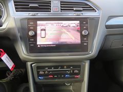 VW Tiguan 2.0 TDI Life DSG LED Navi Ahk Rfk ACC 17' VW Tiguan 2.0 TDI Life DSG LED Navi Ahk Rfk ACC 17'