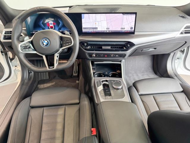 BMW 330 - Bild 13