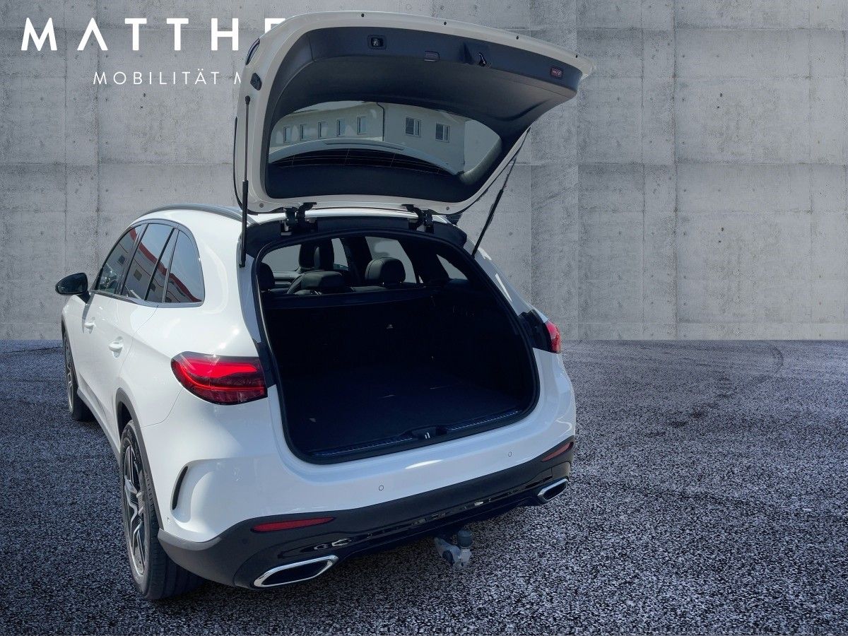 Fahrzeugabbildung Mercedes-Benz GLC 220 d 4M AMG/Night/Pano/Kamera/AHK