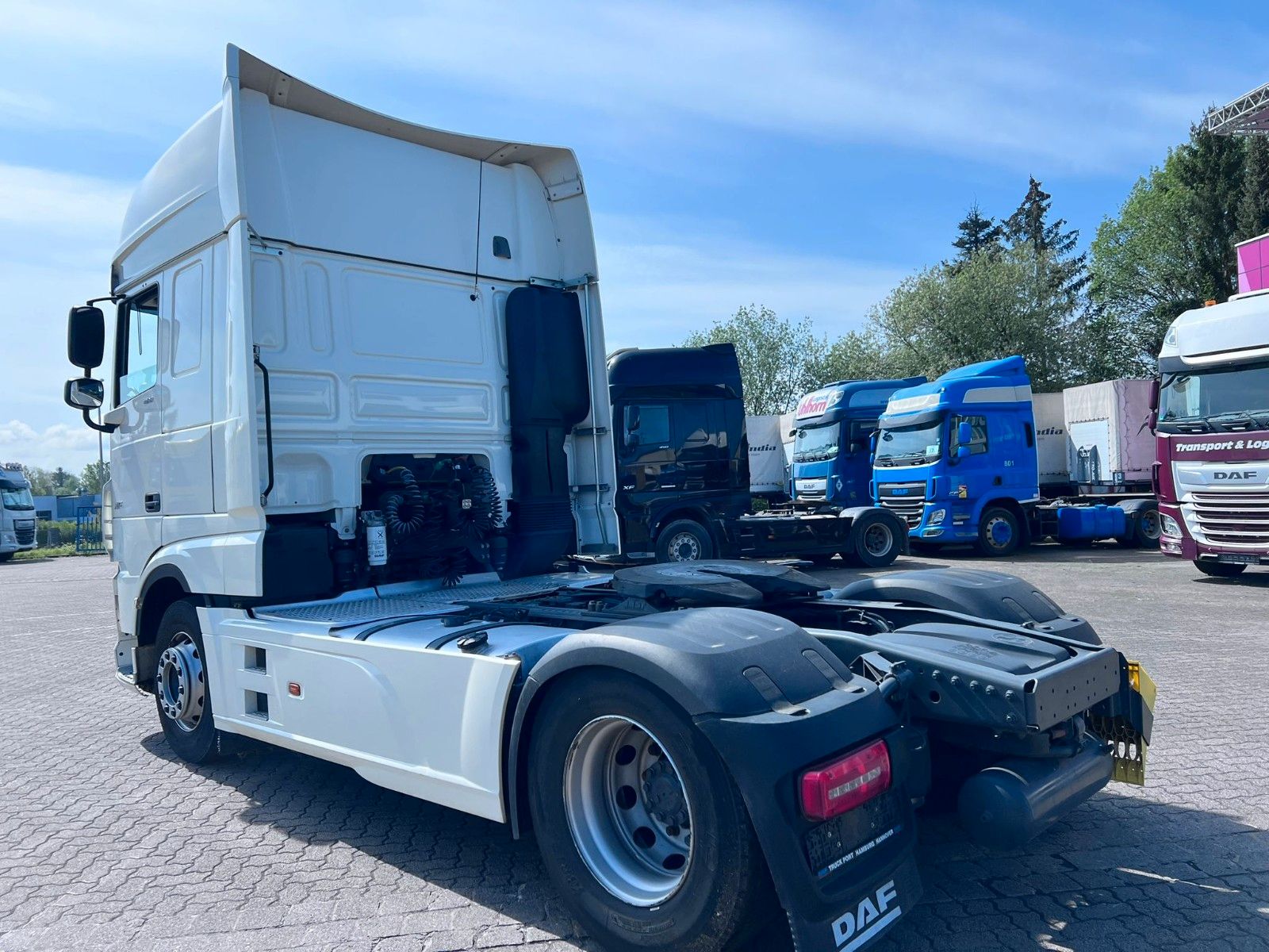 Fahrzeugabbildung DAF DAF 2 Stück SSC XF 480 FT, Intarder