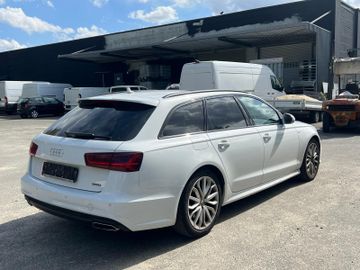 Audi A6 - 4