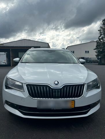 Skoda Superb 2.0 TDI SCR 140kW