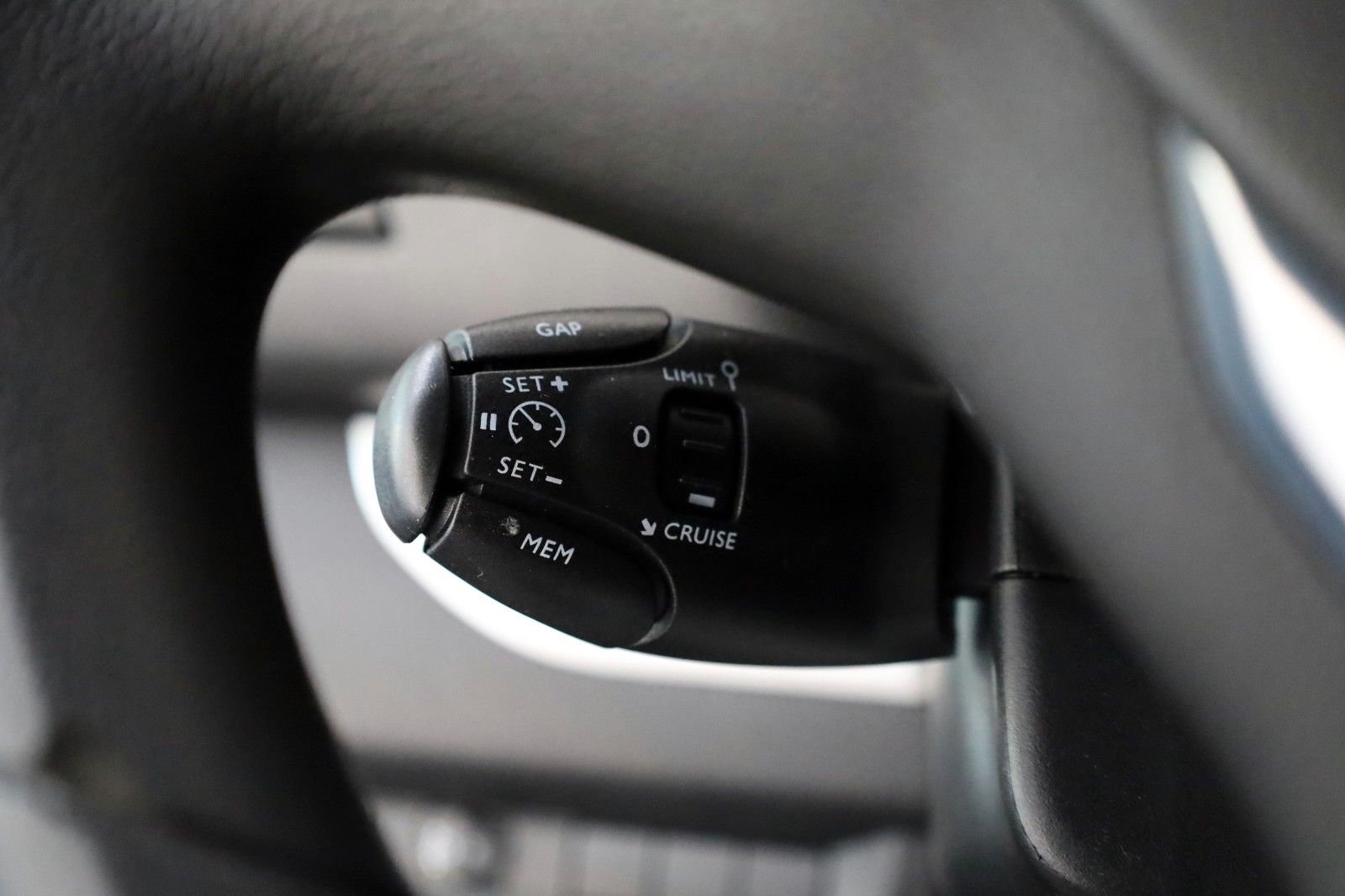 Fahrzeugabbildung Toyota Proace Verso Shuttle L2 Comfort 9 Si.,Leder,Navi