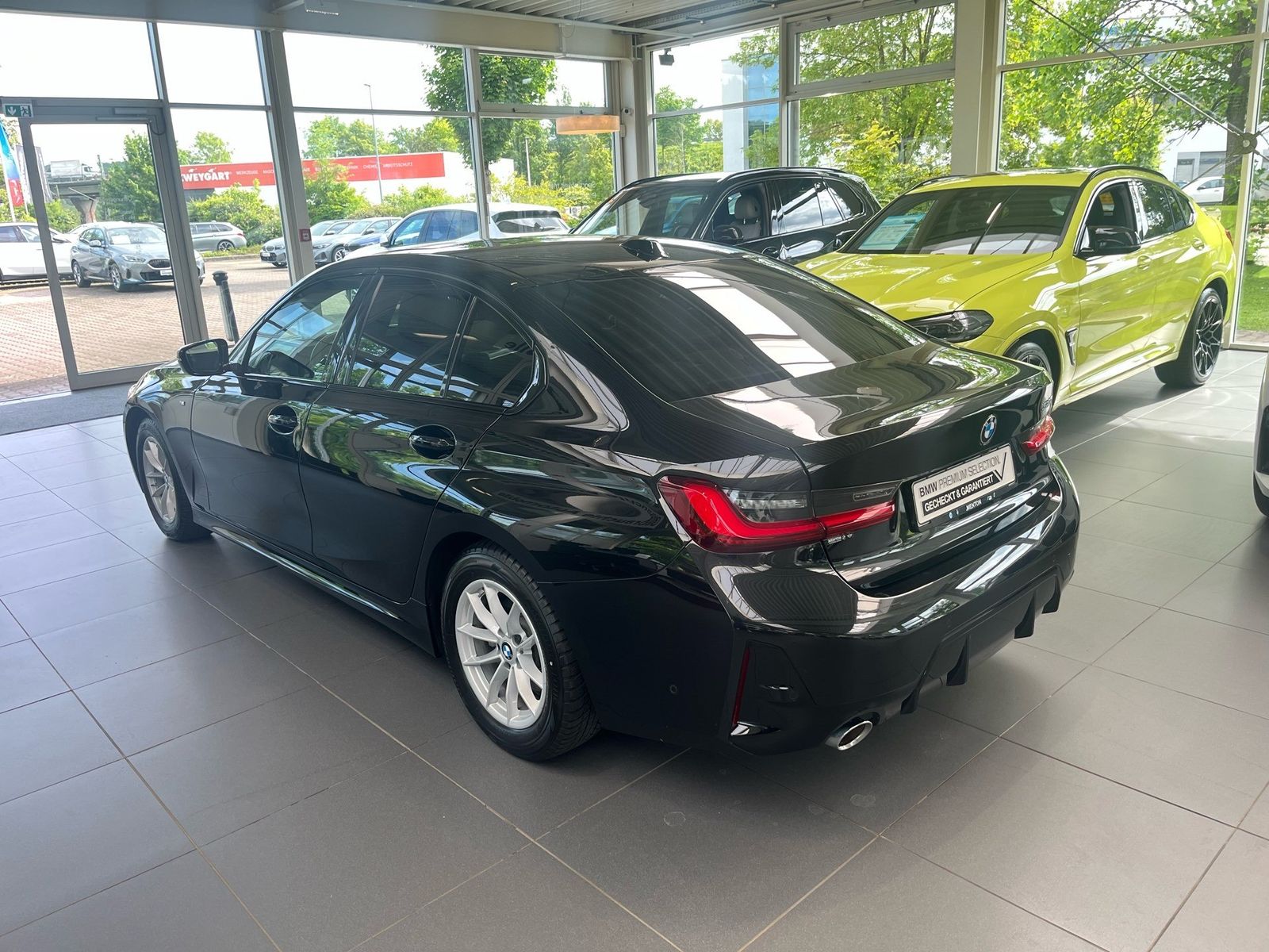 BMW 318i Limousine M Sportpaket AHK ACC Glasdach ada foto 5