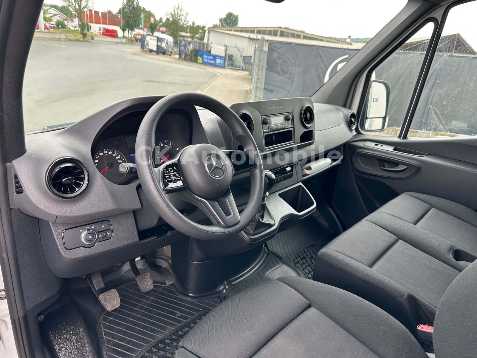Fahrzeugabbildung Mercedes-Benz Sprinter III Kasten 317 RWD L2H2/Klima/Tempomat