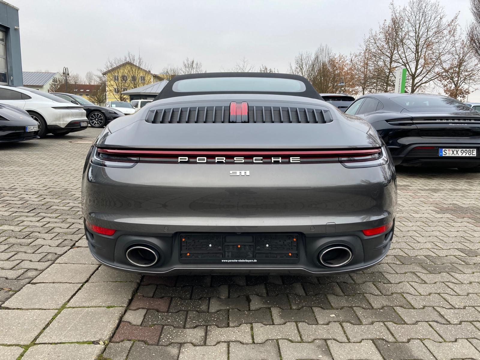 Porsche 911 -992 Carrera 4 S Cabrio-BOSE-CHRONO-ABGAS