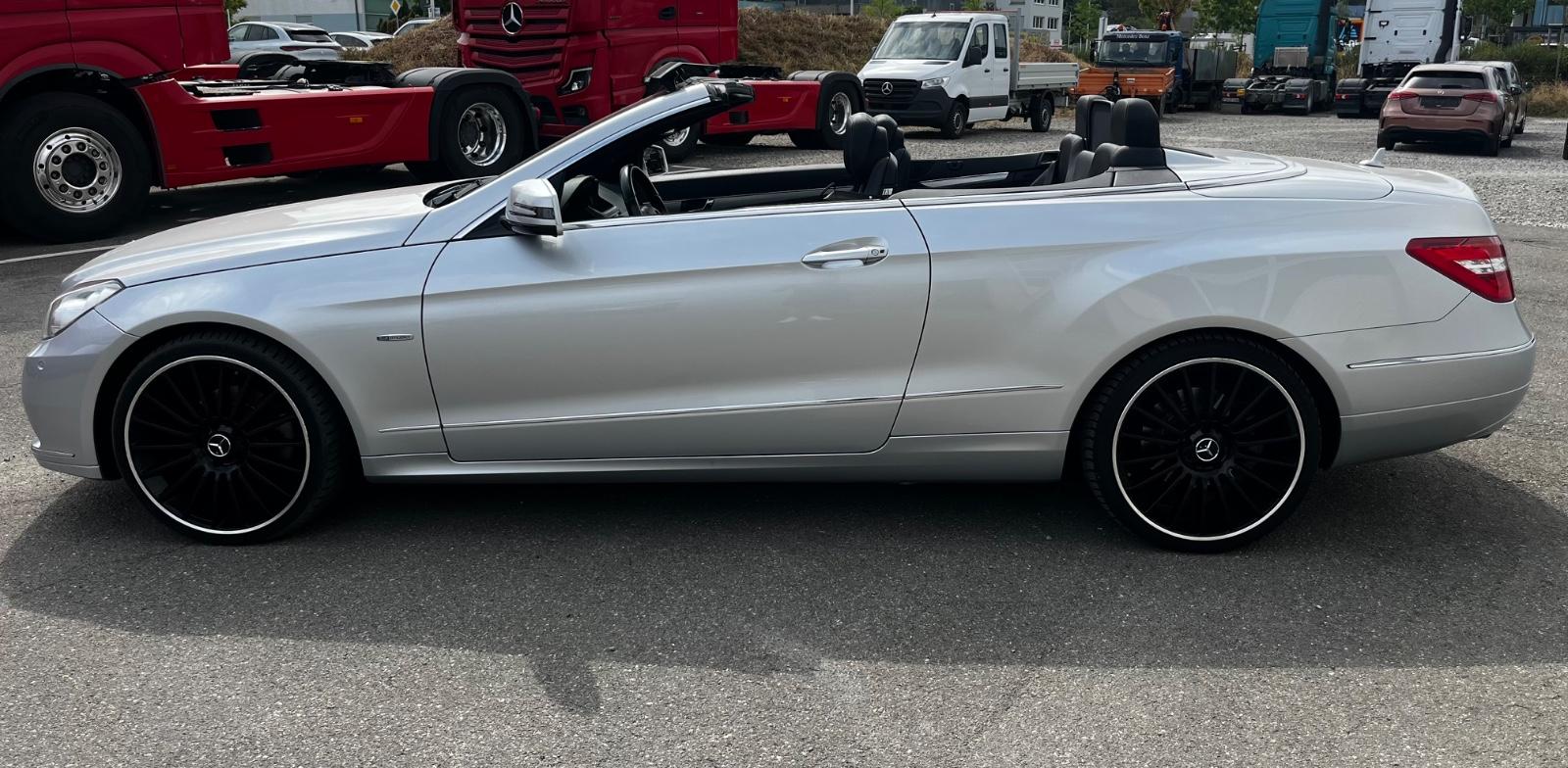 Mercedes-Benz E 220 Cabriolet E 220 CDI BlueEFF. AVANTGARD...