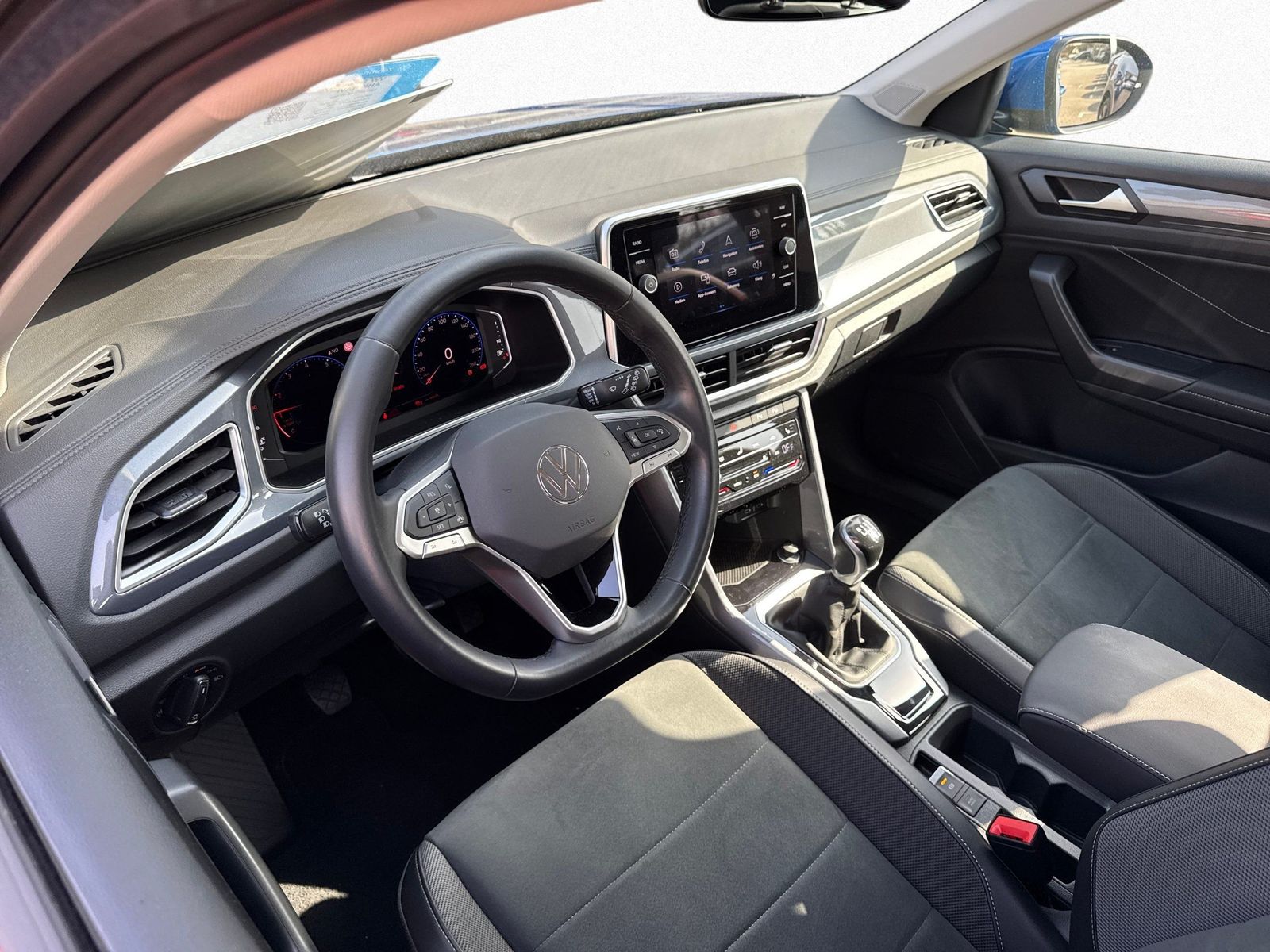 Volkswagen T-Roc - Bild 10