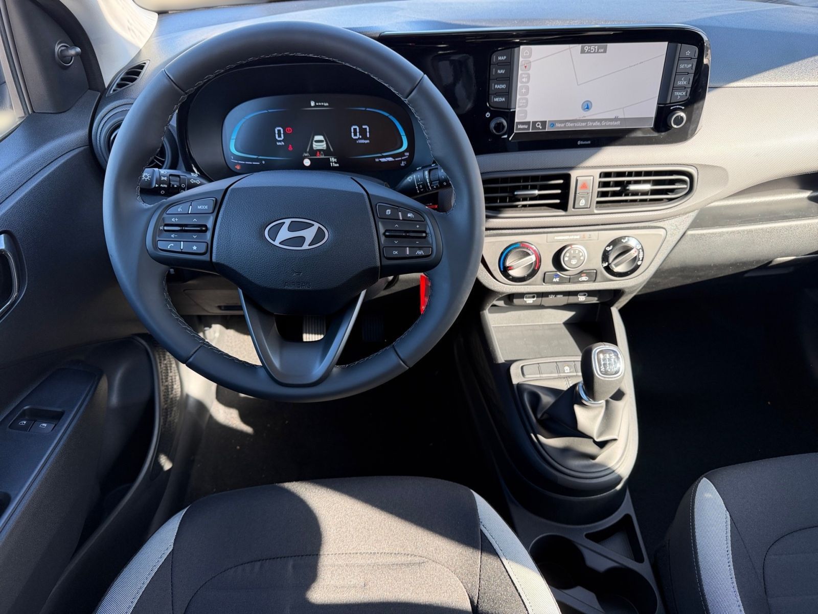 Fahrzeugabbildung Hyundai i10 1.0 Select Navi Kamera