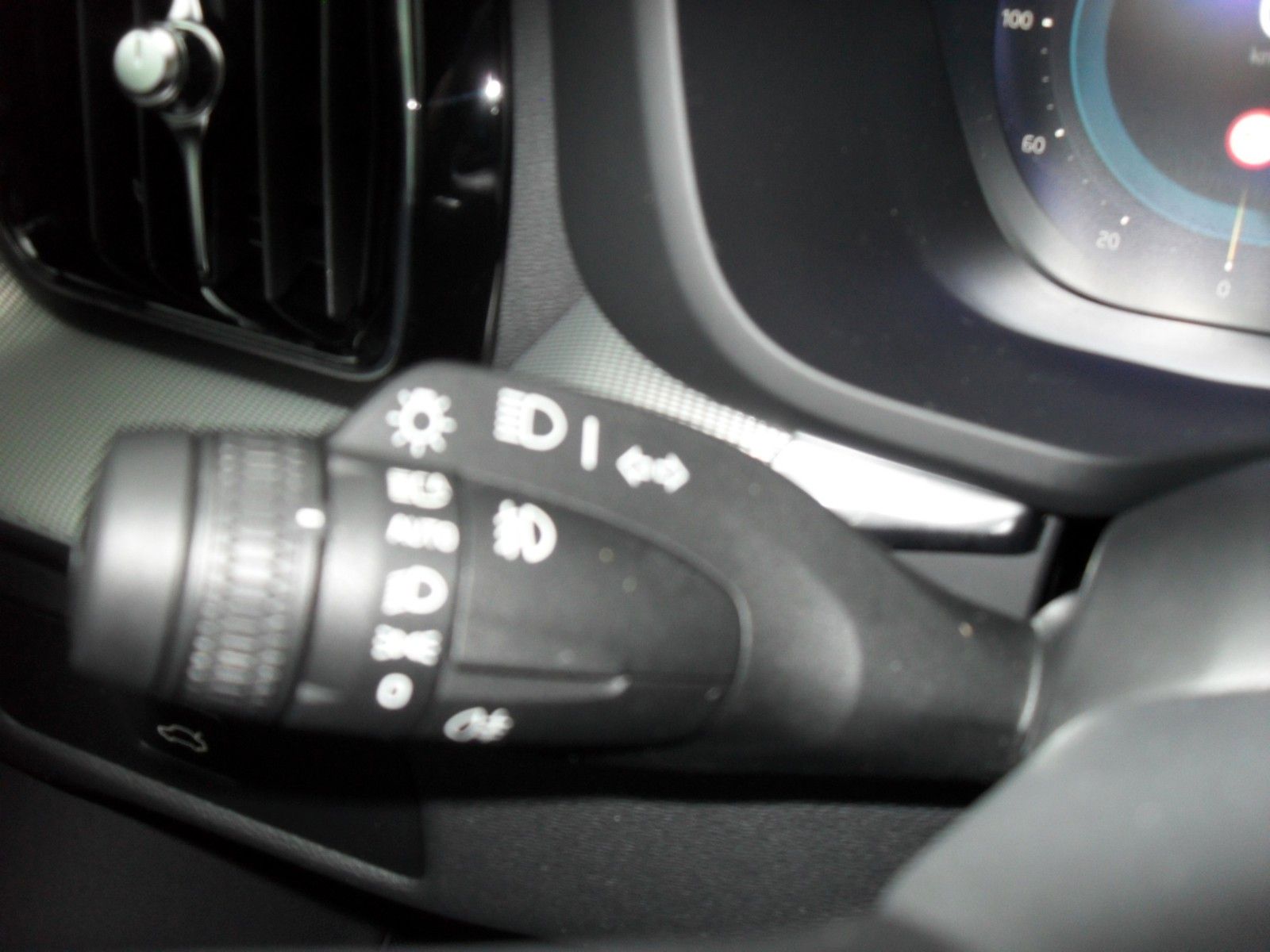 Fahrzeugabbildung Volvo XC 60 B4 Plus Bright | Standheizung | 360° | AHK