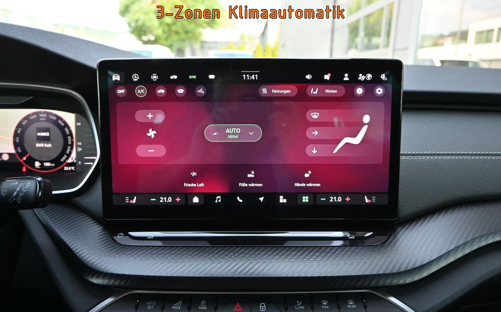 Fahrzeugabbildung SKODA Octavia 2.0 TDI DSG Sportline Combi °ACC°AHK°HUD