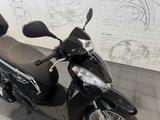 Honda SH 300 i Smart Topcase - 1. Hand + Scheckheftgep - HONDA SH 300I