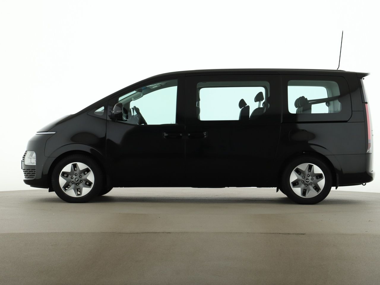 Hyundai Staria – Bild 3